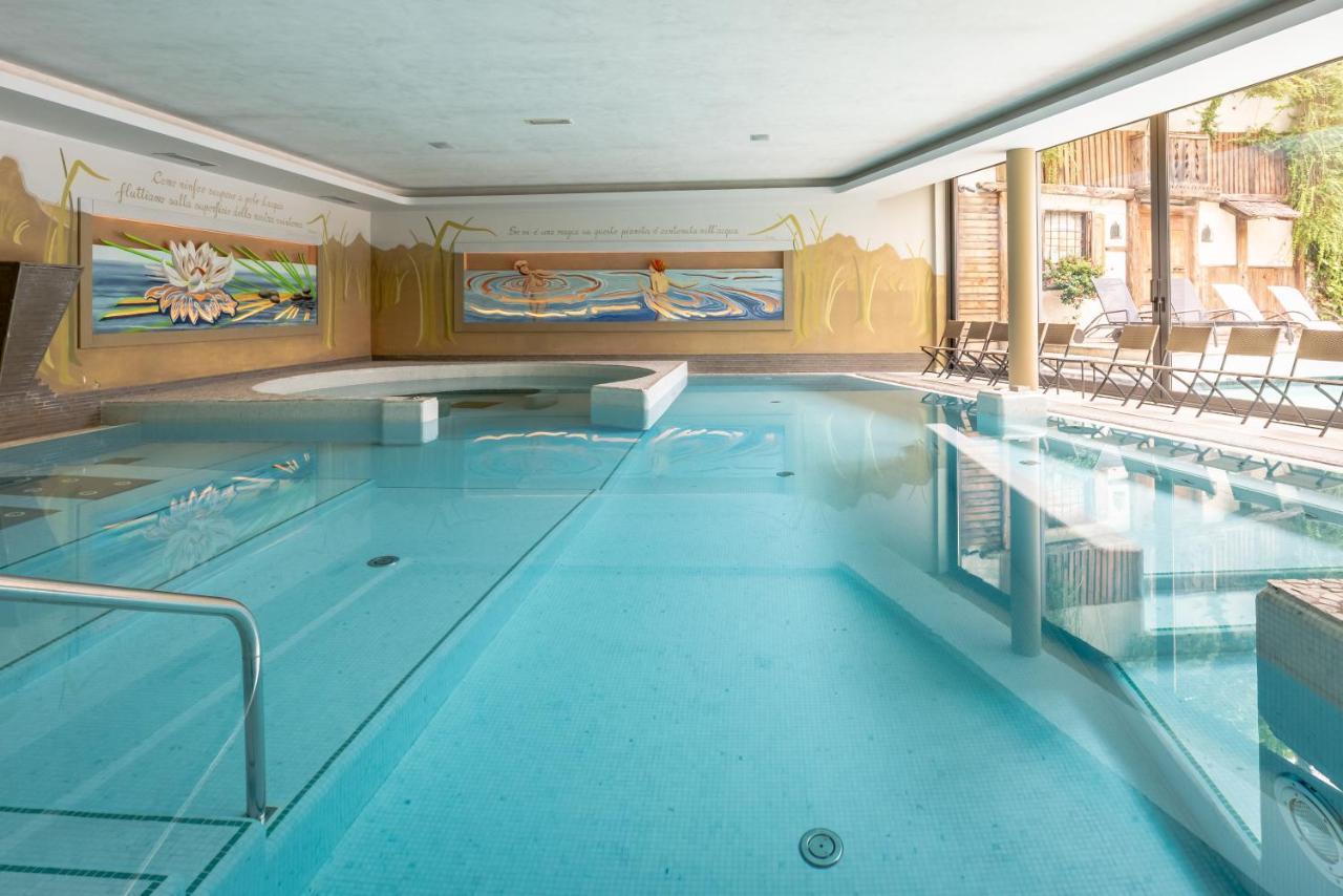 Alpholiday Dolomiti Wellness & Family Hotel Dimaro Exterior photo